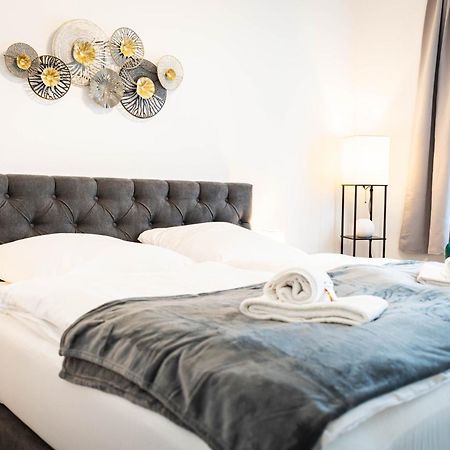 Apartmento Blue Magdeburg - Zentral - Wifi - Netflix Bagian luar foto