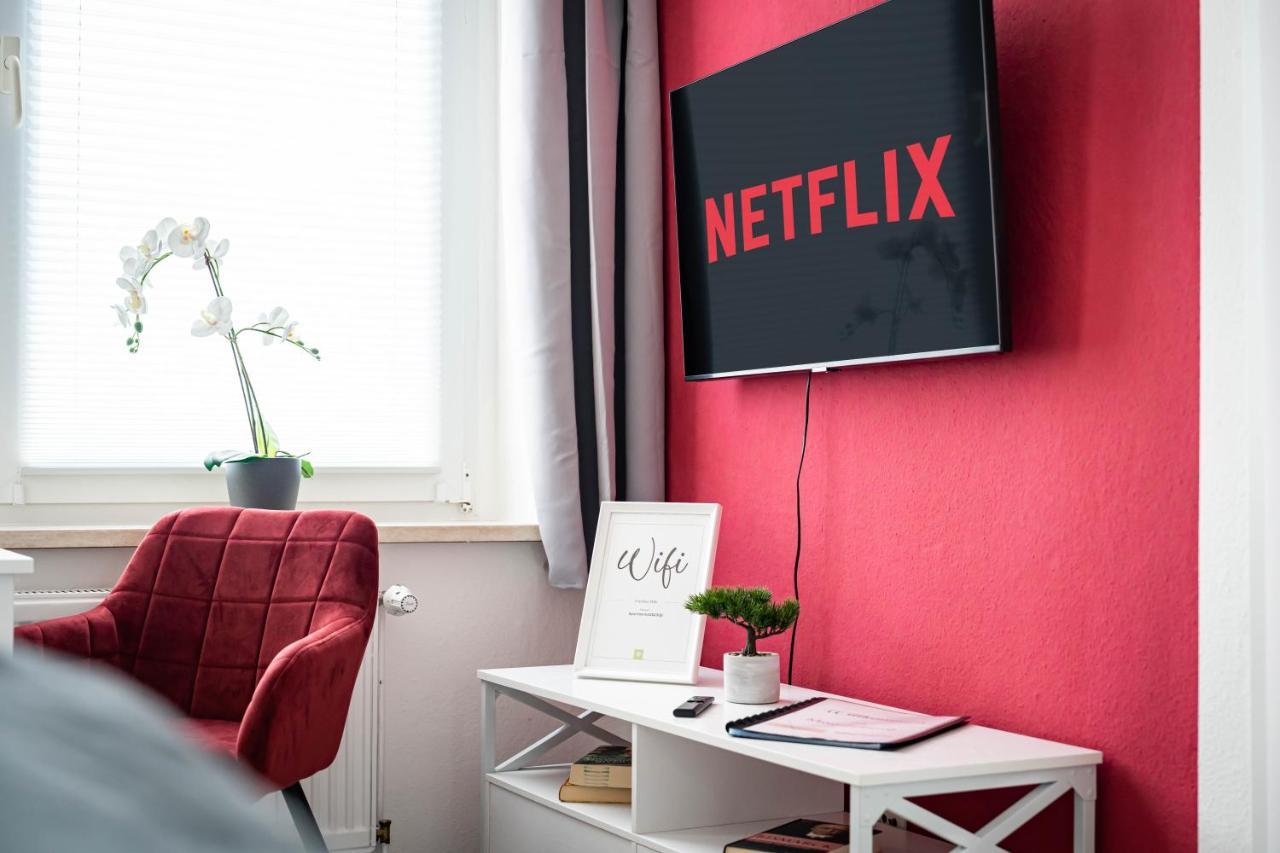 Apartmento Blue Magdeburg - Zentral - Wifi - Netflix Bagian luar foto