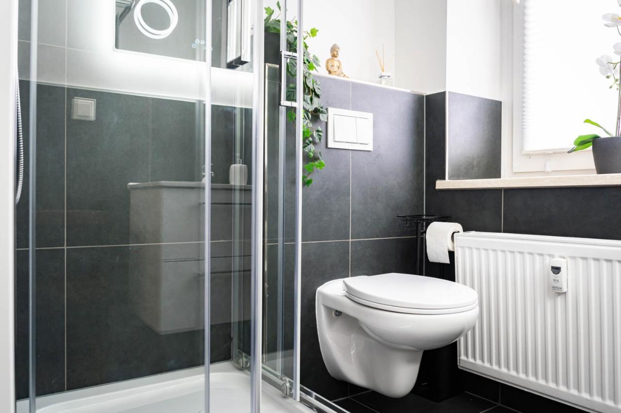 Apartmento Blue Magdeburg - Zentral - Wifi - Netflix Bagian luar foto